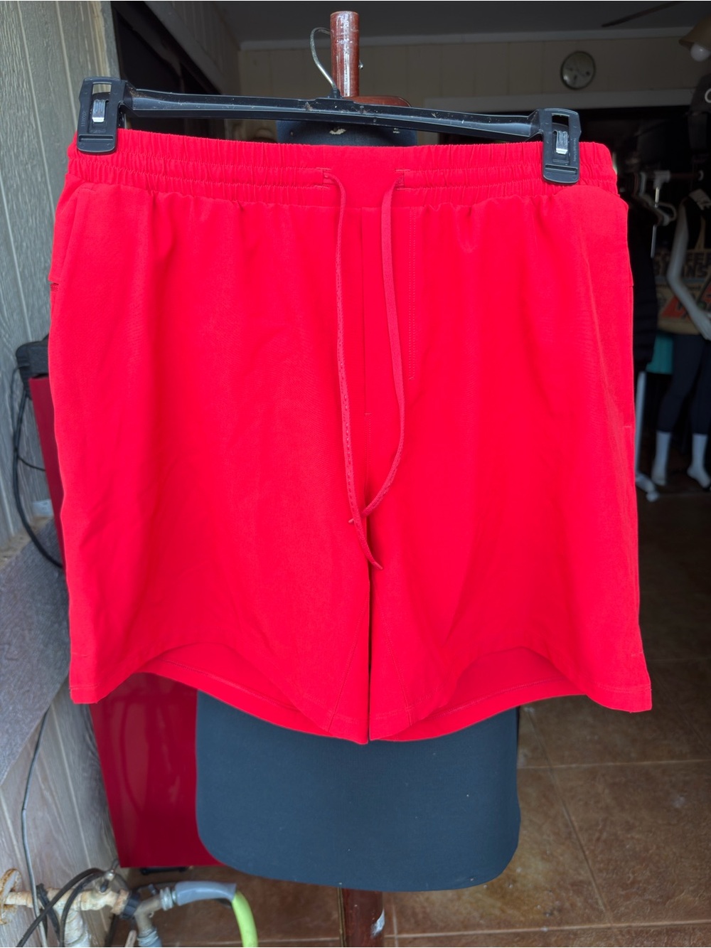 PreOwned Lululemon Channel Cross 7" Swim Shorts Men's Large Red